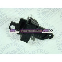 PORTACARBON  ALTERNADOR VW POINTER 99-06   NEGRO