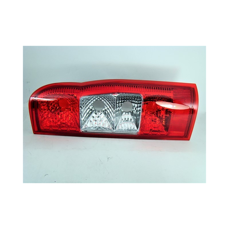 UNIDADES CALAVERA  FORD TRANSIT 2008-2013 DERECHA C10427   C10427