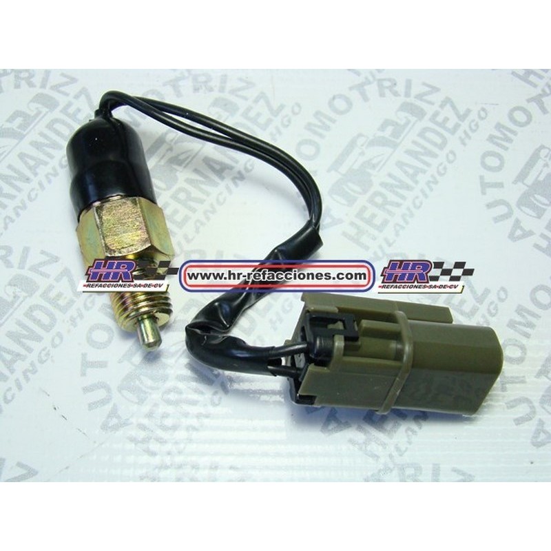 SWITCH REVERSA  NISSAN TSURU III CON CONECTOR KB 614